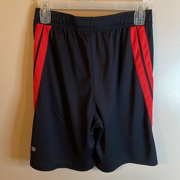 All In Motion mens size Small red and black shorts - Picture 2 of 3